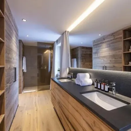 Chalet With Pool, Gym And Sauna شقة لينغريس