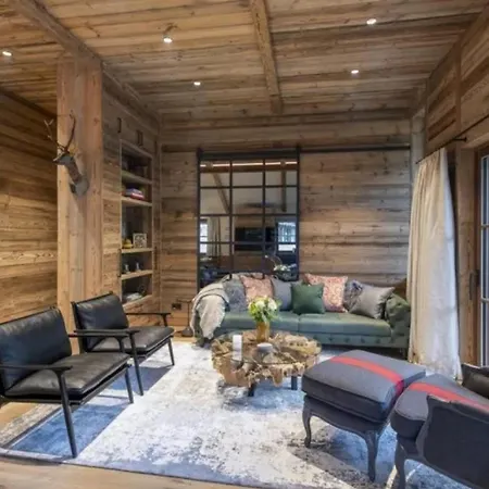 Apartman Chalet With Pool, Gym And Sauna *