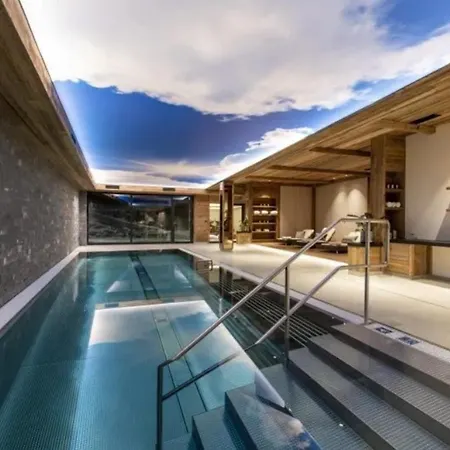 Apartman Chalet With Pool, Gym And Sauna